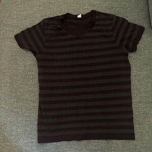 Lululemon Athletica Black Mesh Detail Top